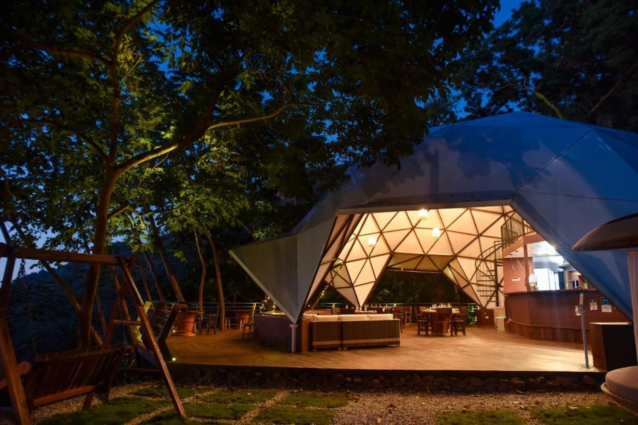 Trekker Glamping Hotel Minca Bagian luar foto