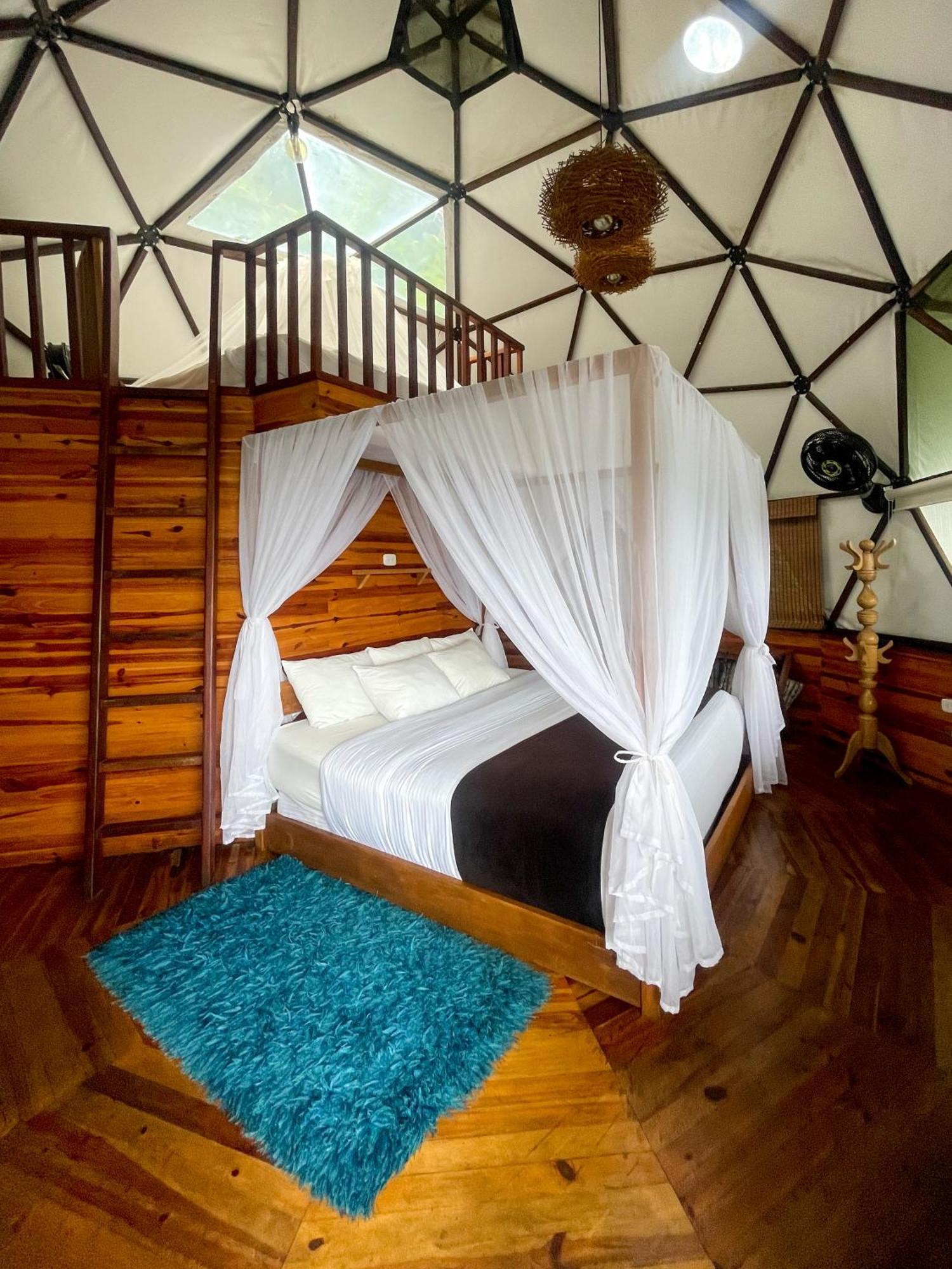 Trekker Glamping Hotel Minca Bagian luar foto
