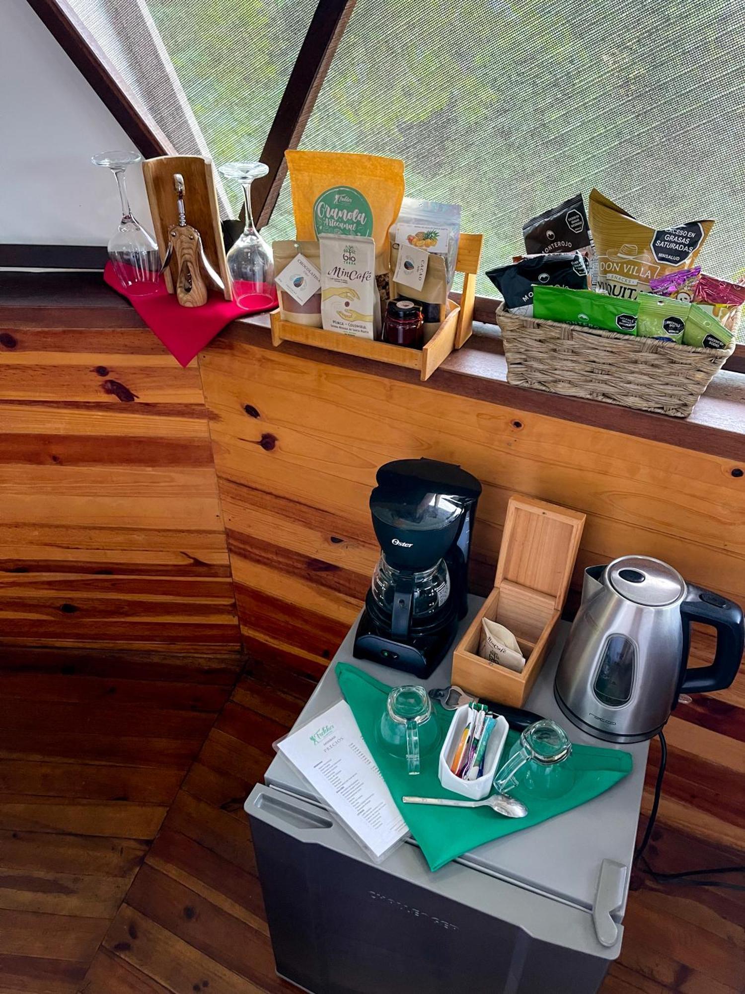 Trekker Glamping Hotel Minca Bagian luar foto